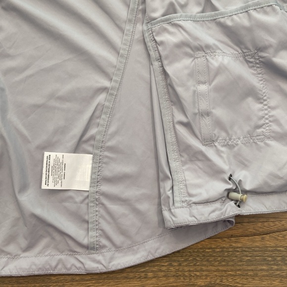 Nike Lightweight Running Jacket - Picture 4 of 4